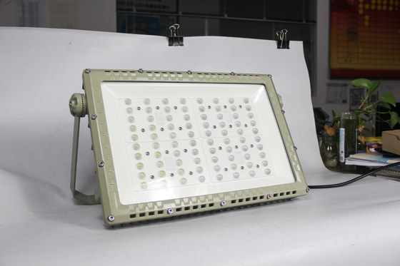 Luz de carretera LED a prueba de explosión 250W. Certificado ATEX CNEX para aplicaciones peligrosas de la zona 1 zona 2