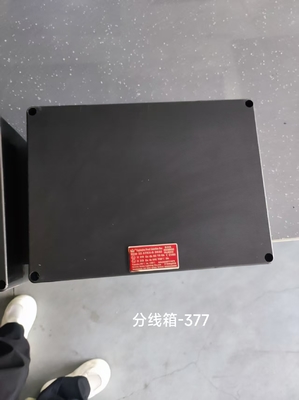 Caja de conexiones de montaje en pared a prueba de explosiones GRP, envolvente eléctrica a prueba de llamas para áreas peligrosas
