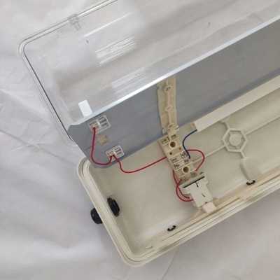 Luz lineal a prueba de explosiones de la serie BYS duradera con triple certificación – Luminaria LED para áreas peligrosas aprobada ATEX/IECEx/CNEX, con clasificación IP66, 5 años de garantía, potencia y tamaño personalizables