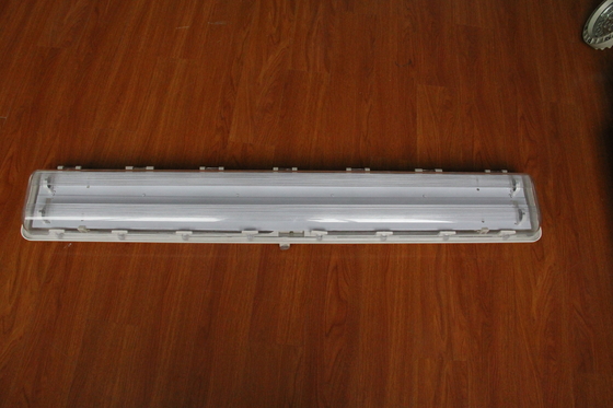 Luminaria LED para áreas peligrosas aprobada por ATEX/IECEx/CNEX, con clasificación IP66, 5 años de garantía, vataje y tamaño personalizables, Luz lineal a prueba de explosiones serie BYS duradera con triple certificación
