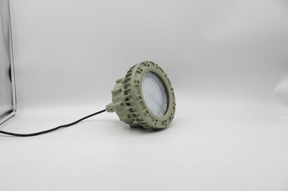 Lámpara de bahía alta a prueba de polvo e impermeable IP66 ATEX/IECEx a prueba de explosiones 100W 150W para plataformas petrolíferas y fábricas químicas