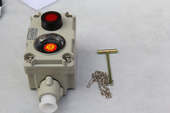 Pantallas de control IP66, caja a prueba de explosión 225A para la industria