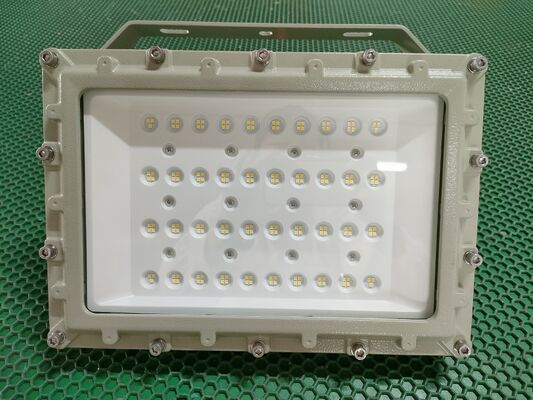 5 años de garantía completa de área de riesgo luminarias industriales LED para inundaciones IP66 50-240W 140lm/W ATEX IECEx Zona 1 y 2 validada