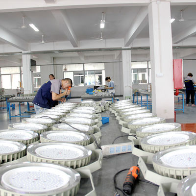 Luminaria LED de Bahía Alta a Prueba de Explosiones IP66 Certificada ATEX 160lm/W