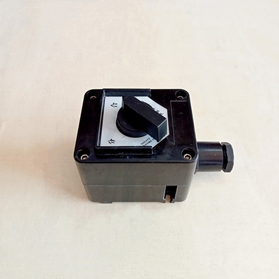 IP65 Selector a prueba de llama para 220V / 380V de voltaje dentro de sus necesidades